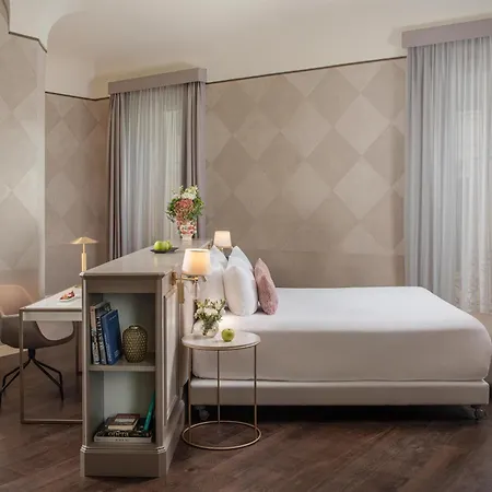 Hotel Nh Collection Palazzo 5*