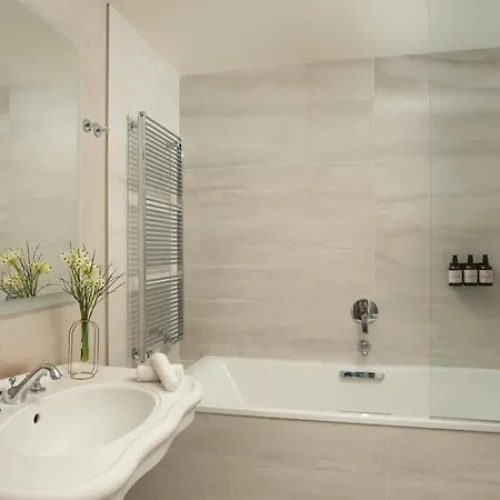 Hotel Nh Collection Palazzo 5*