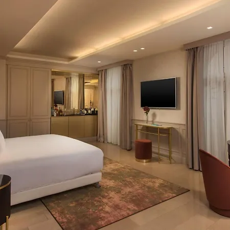 Nh Collection Palazzo Hotel 5*