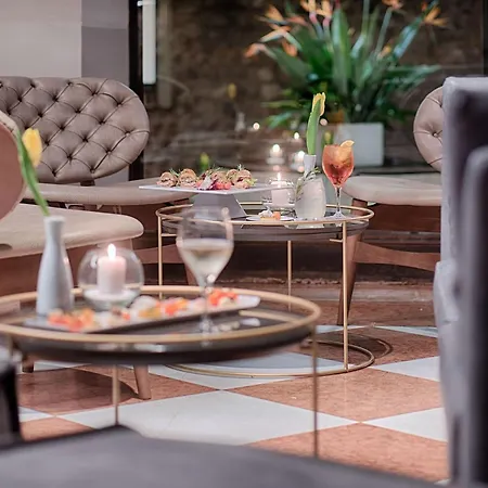 Hotel Nh Collection Palazzo 5*