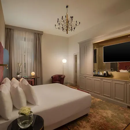 Nh Collection Palazzo Hotel 5*